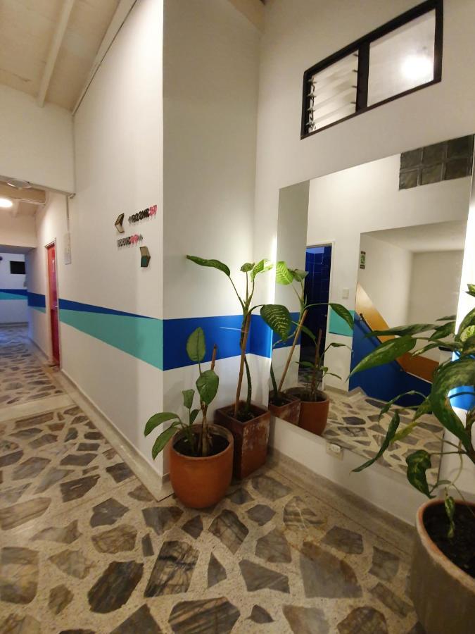 La Playa Hostel & Rooftop Medellín Kültér fotó
